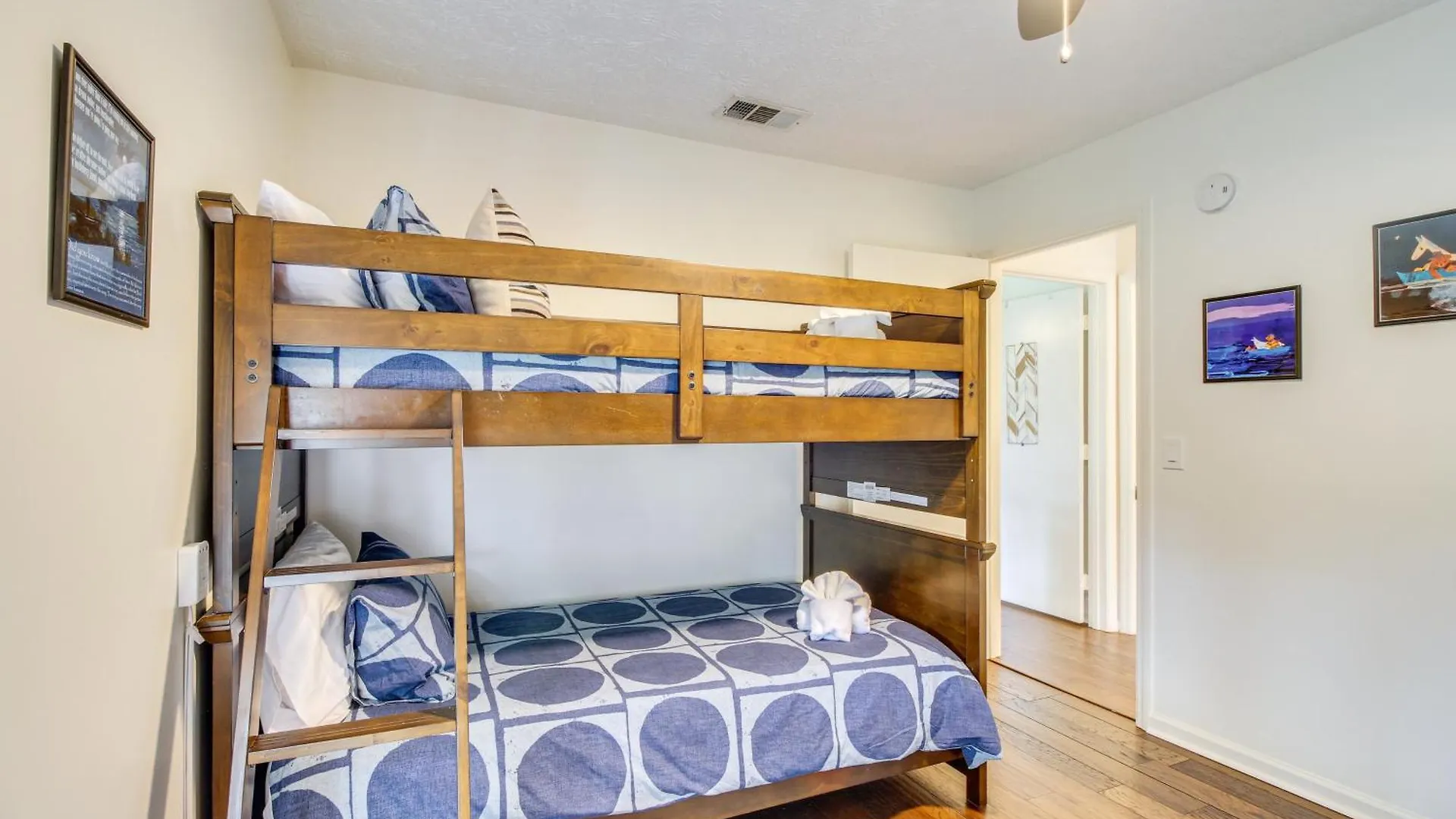 Holiday home Near Dtwn And Beach Savannah Home With Game Room! United States